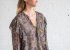 Camicia in fantasia con ruches