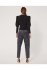 Top nero con spalle imbottite