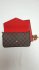 Pochette con catena