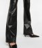 Pantaloni in ecopelle svasati