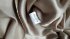Abito in paillettes beige