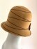 Cappello con tese color beige