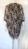 Abito leopardato con scollo a V