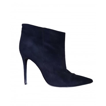 Stivaletti alla caviglia in suede