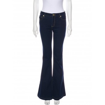 Jeans elasticizzato a zampa