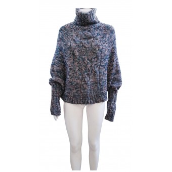 Maglia con trecce