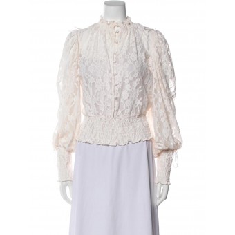 Top in pizzo crema