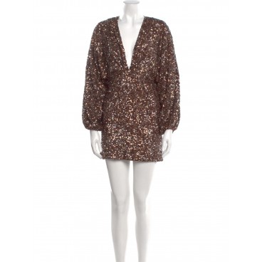 Abito in paillettes con scollo a V