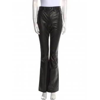 Pantaloni in ecopelle svasati