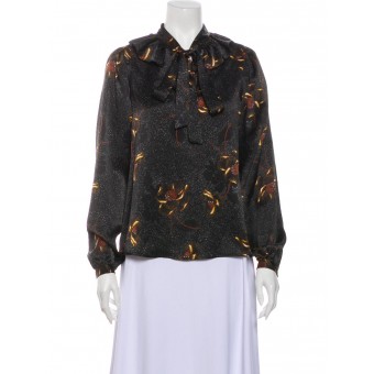 Blusa in seta con cravatta