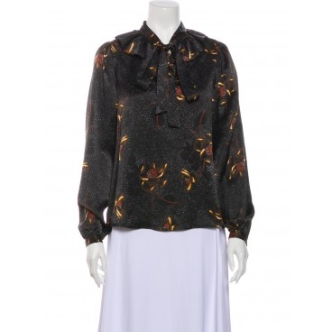 Blusa in seta con cravatta