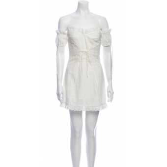 Abito bianco a corsetto 