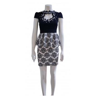 Abito bicolore con strass
