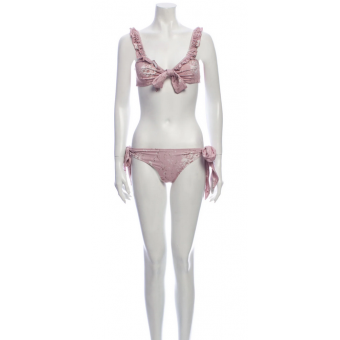 Bikini rosa con ruches