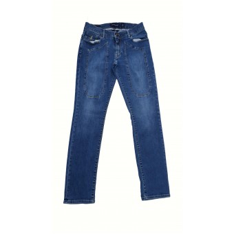 Jeans uomo taglio slim