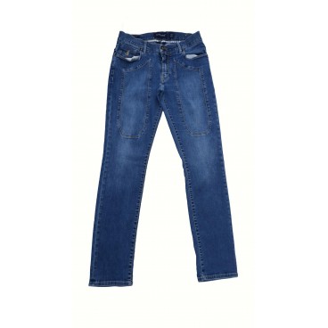Jeans uomo taglio slim