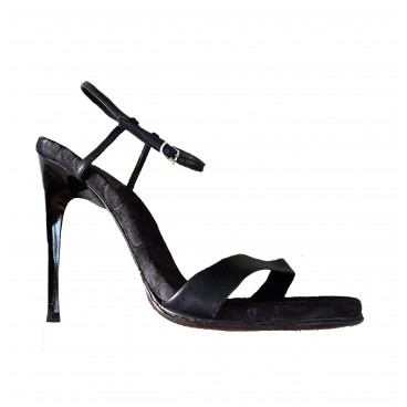 Sandali neri in pelle Sandali neri in pelle
