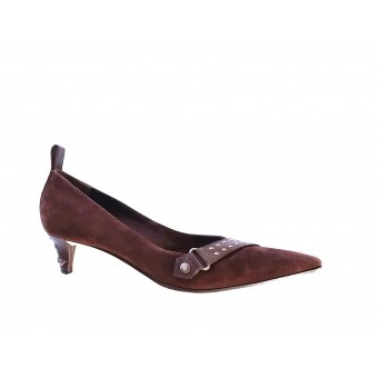 Décolleté in suede