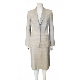 Completo grigio in seta 
