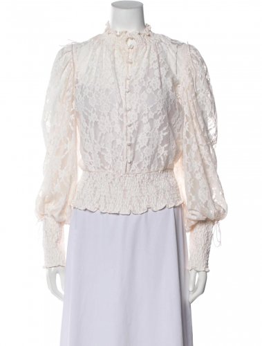 Top in pizzo crema