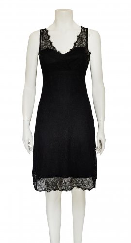 Abito nero in pizzo midi